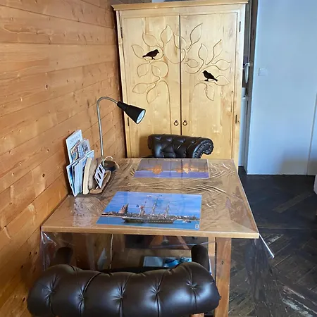 Frühstückspension La Maison Du Canal De Rompsay - 5 Min De La Rochelle 3*